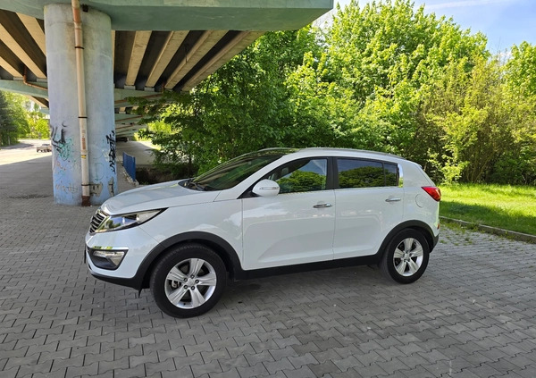 Kia Sportage cena 45999 przebieg: 178000, rok produkcji 2010 z Olkusz małe 137